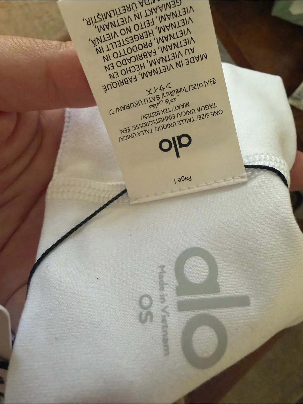 ALO Yoga Soft white Headband brand new